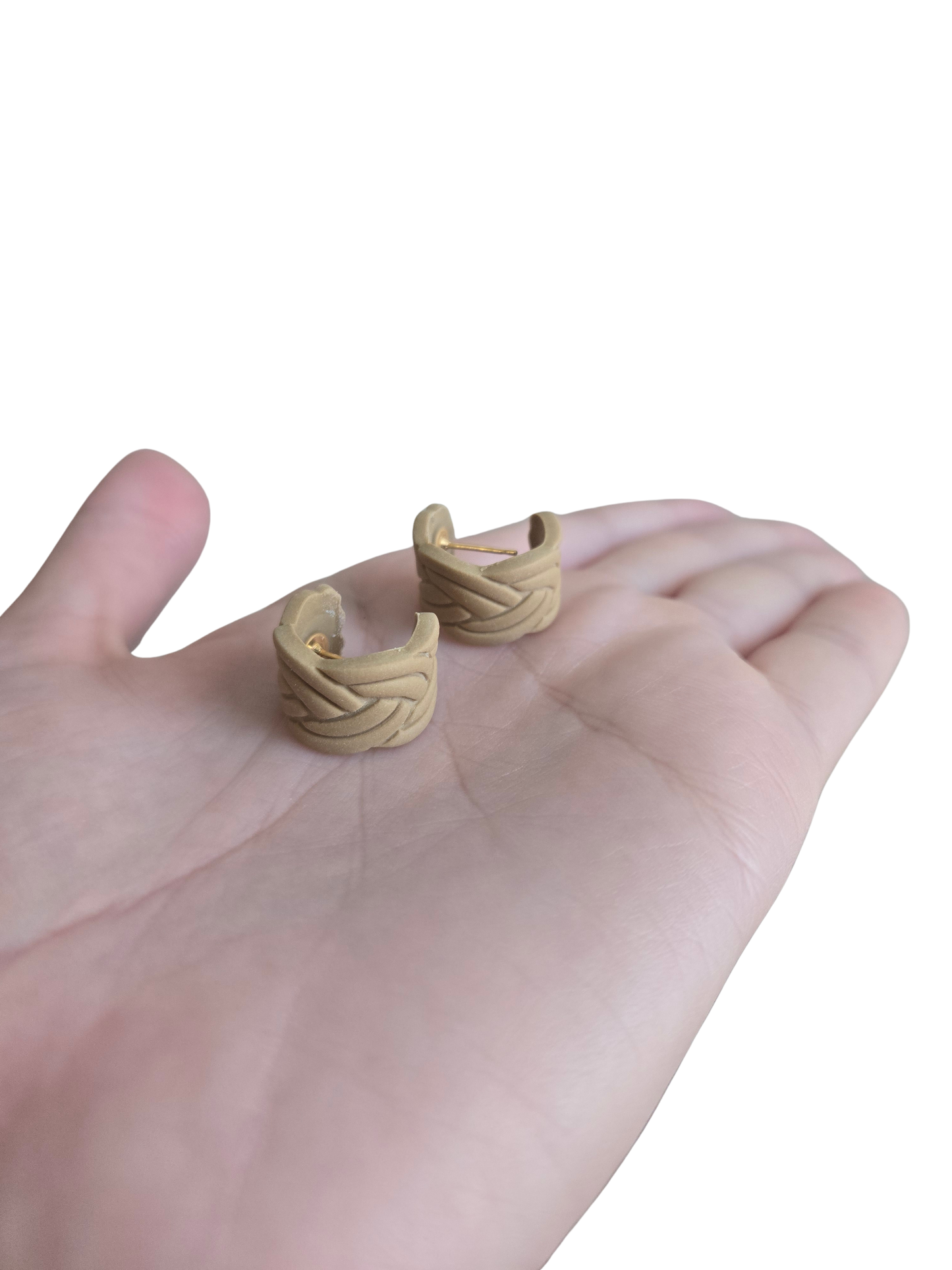Quinn Huggie Hoops
